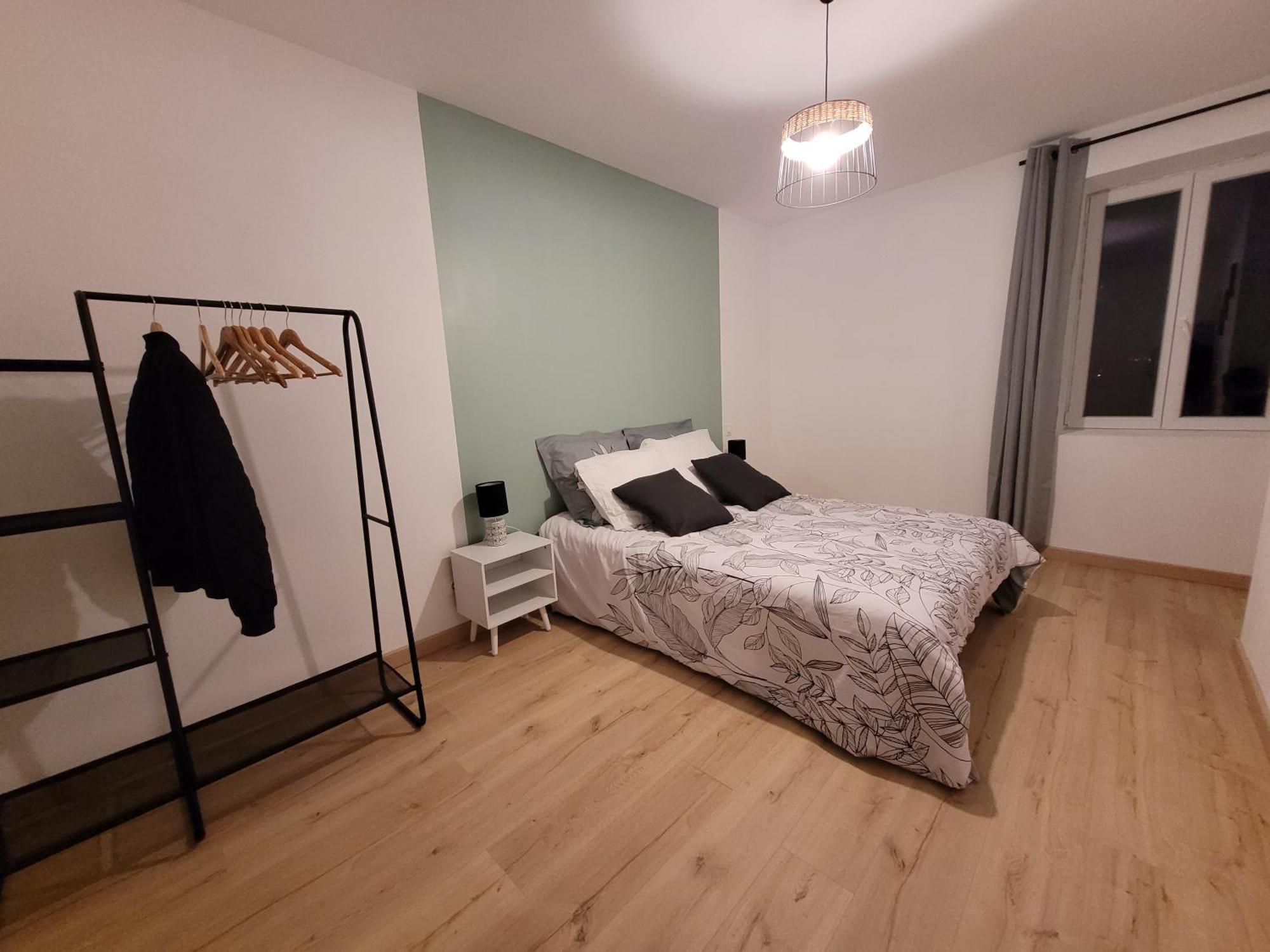 T2 Spacieux Centre-Ville Feurs Экстерьер фото